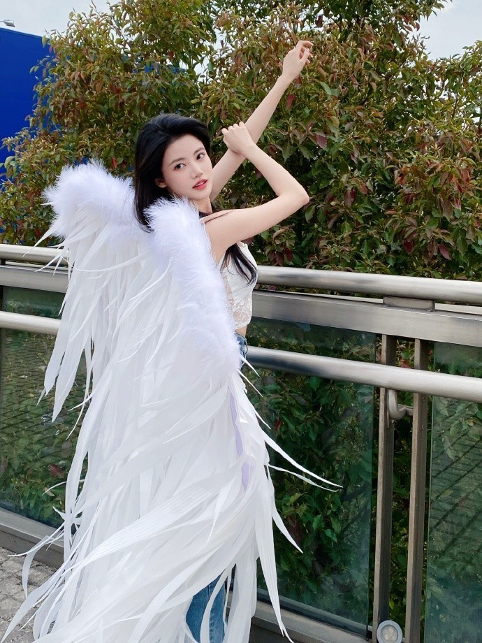 多品牌矩阵营销，降低单站被K风险