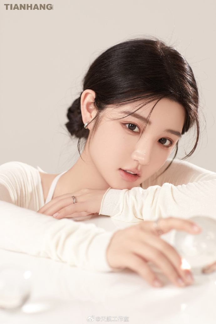 天美AV