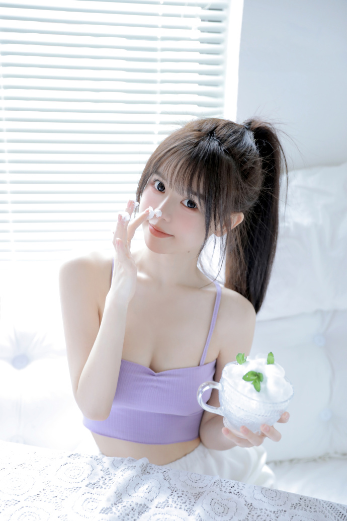 日逼APP