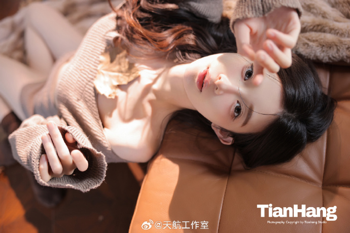 女同视频