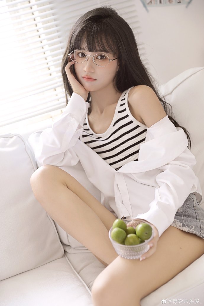 好色先生av