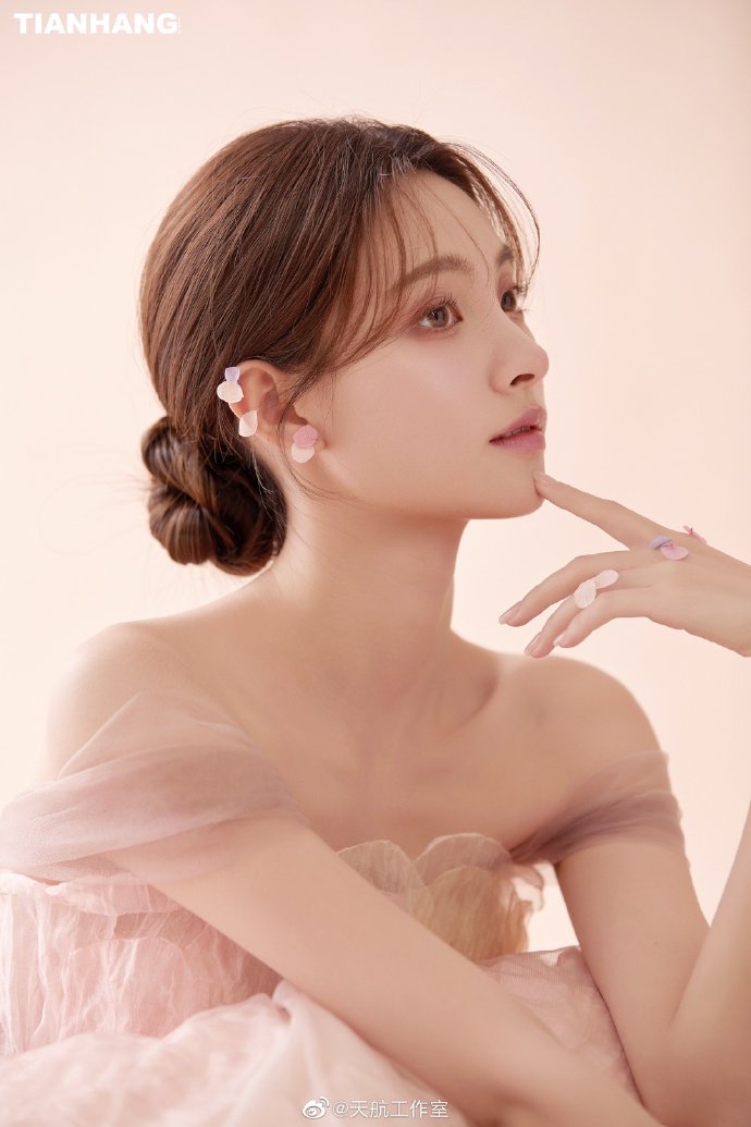 精品美女视频在线观看免费软件