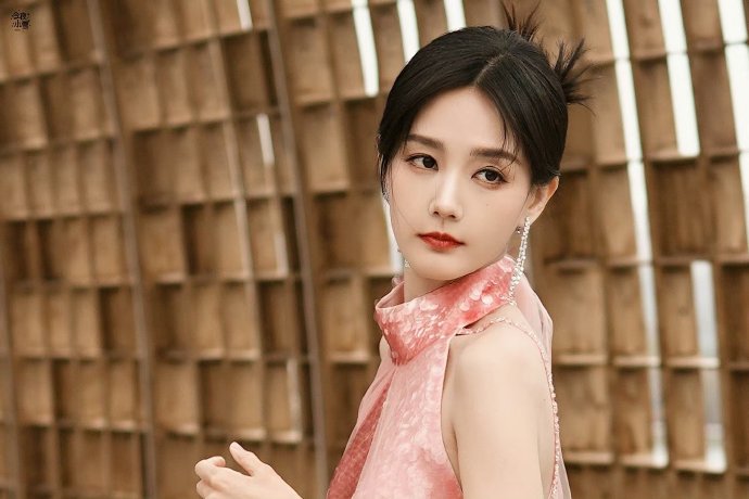 成人片