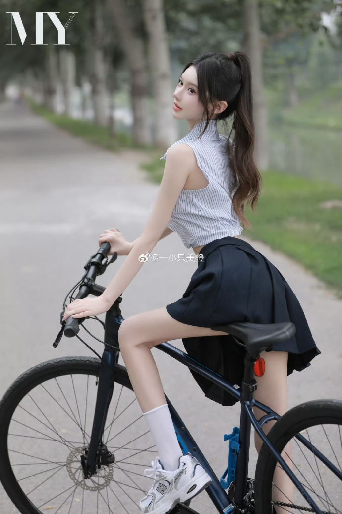 桃红视频